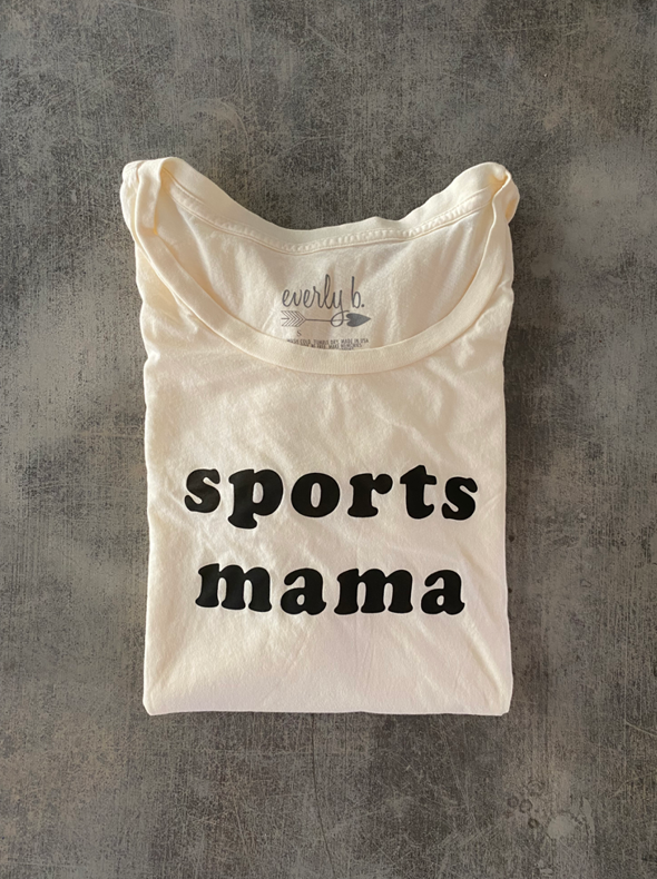 sports mama tee | cream