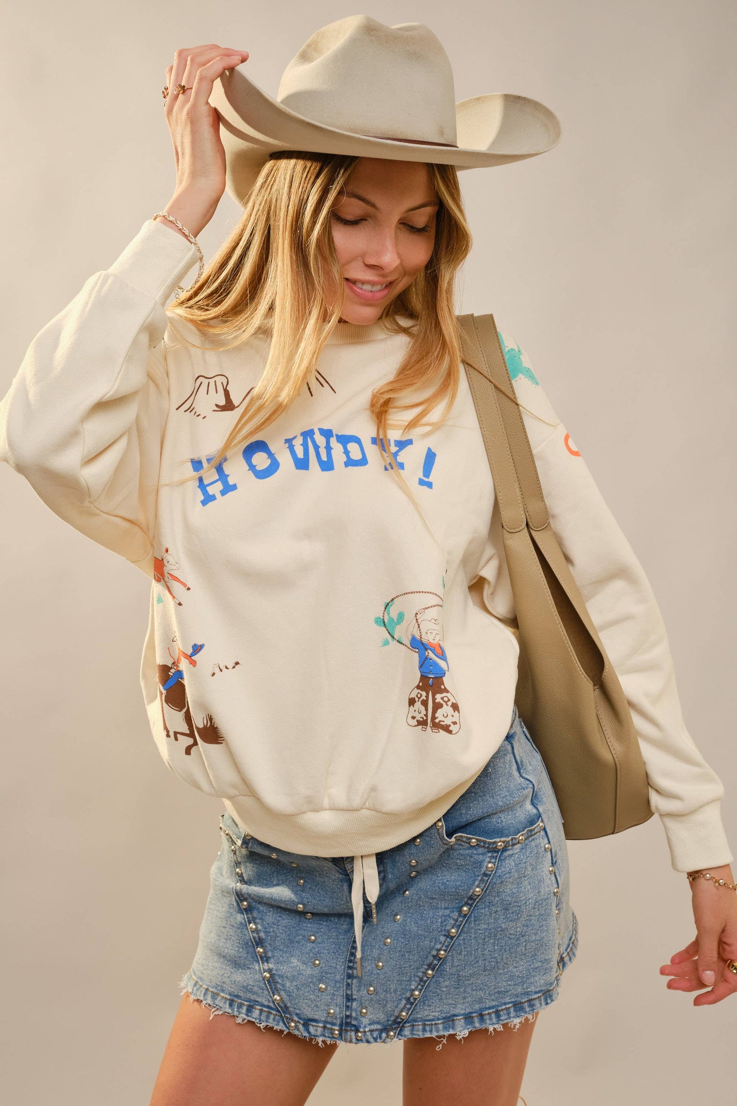 Western Graphic Howdy Sweatshirt